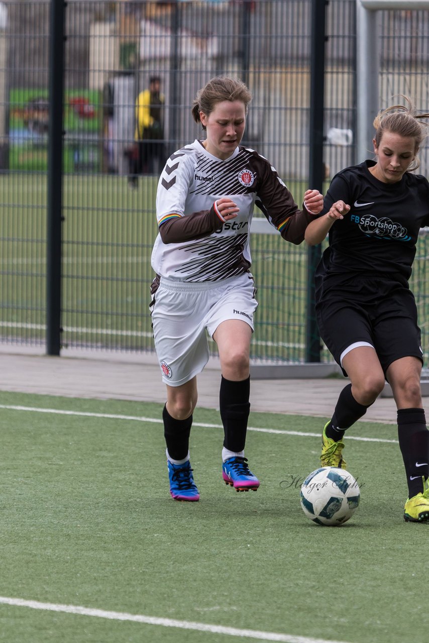 Bild 191 - B-Juniorinnen St.Pauli - C-Juniorinnen SV Steinhorst : Ergebnis: 1:2